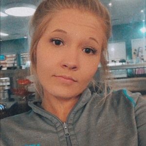 Meet your Posher, Veronika